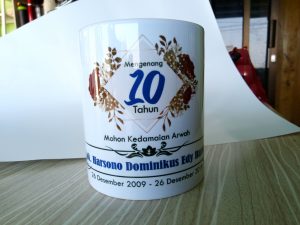 cetak mug online custom