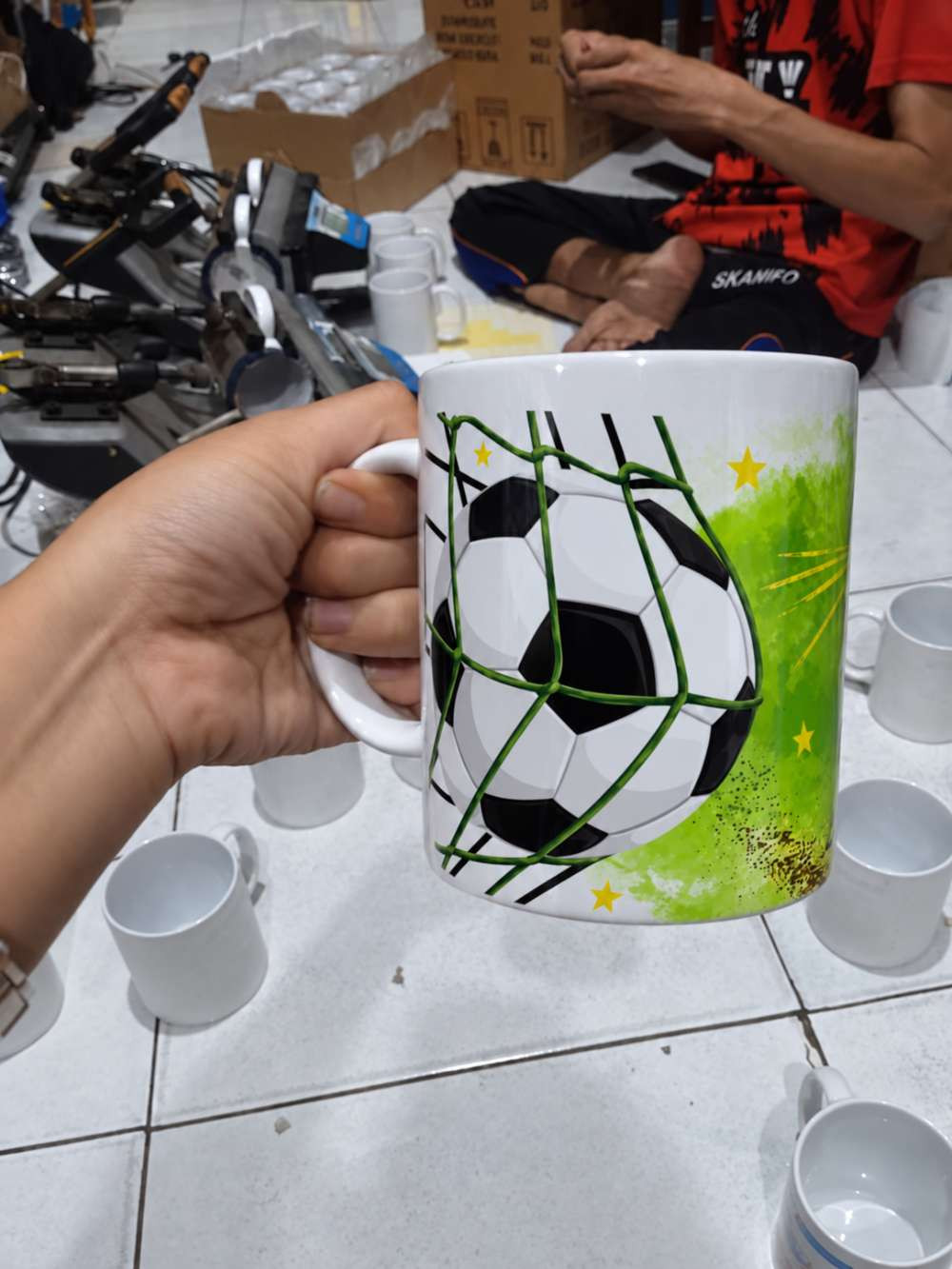 Mug Custom Hampers 6ac87dc67d30120261009123814