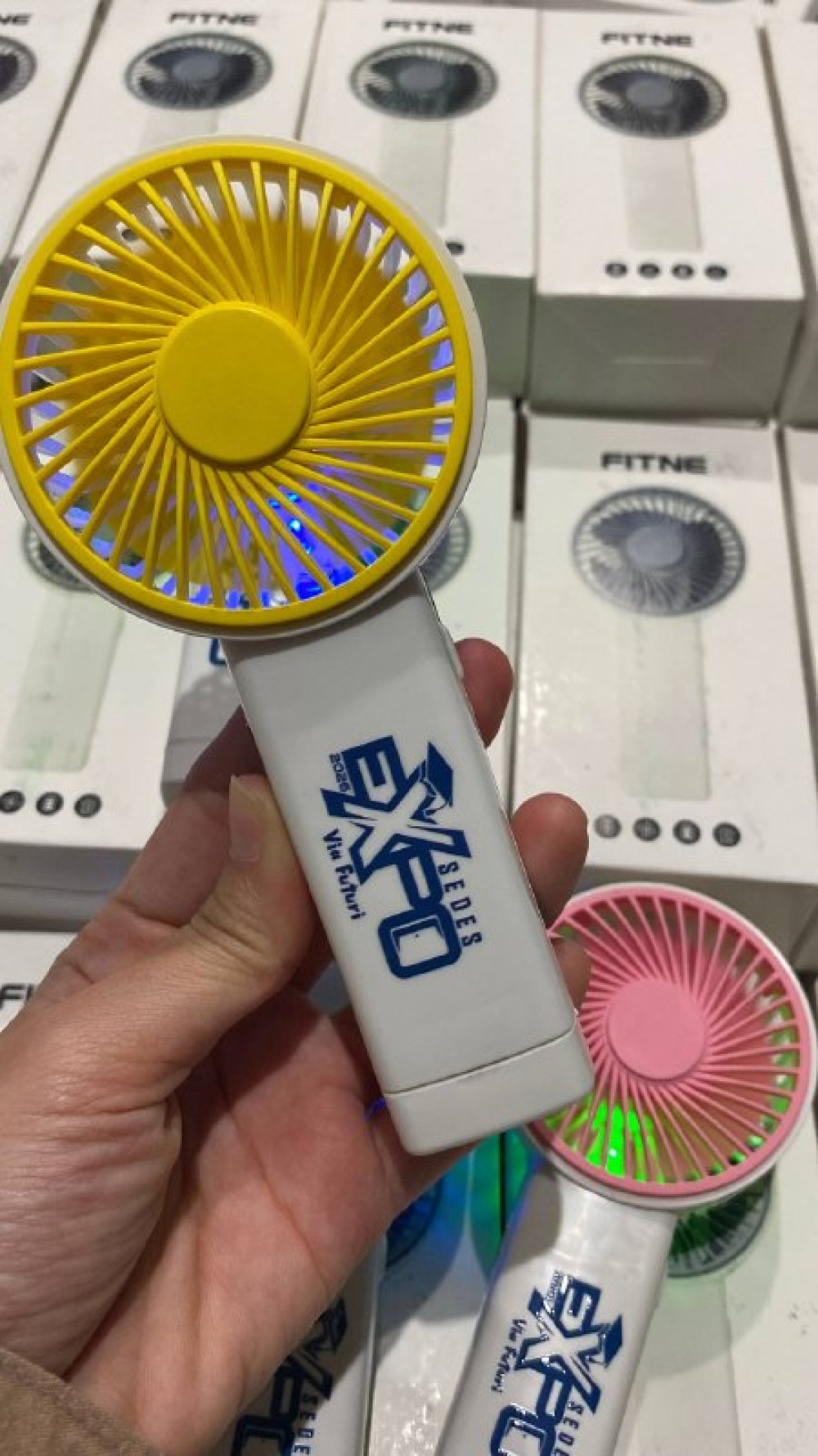 Kipas 6ac72664d8c7a20261008121308